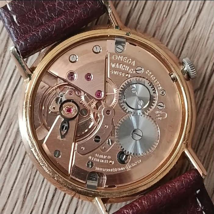 Omega Genève · Calibre 611, vista 2